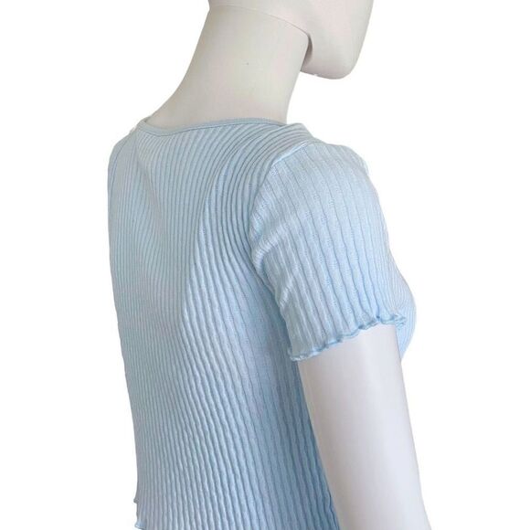 coquette pastel layered tie-front crop top - Picture 4 of 4